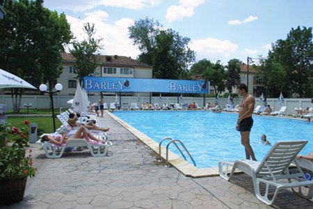 bucharest swimming pool, bucharest aqua park, bucharest swim