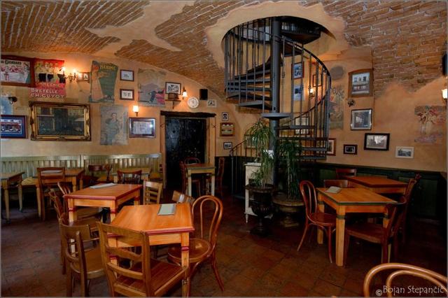 Le Petit Café