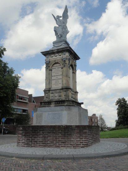 Spoorwegmonument Nijmegen-Kleve