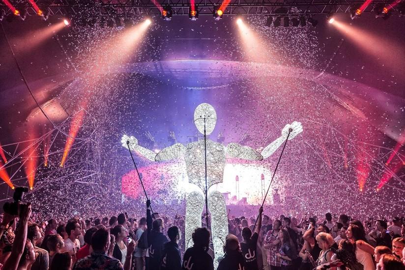 Extrema Outdoor (XO)