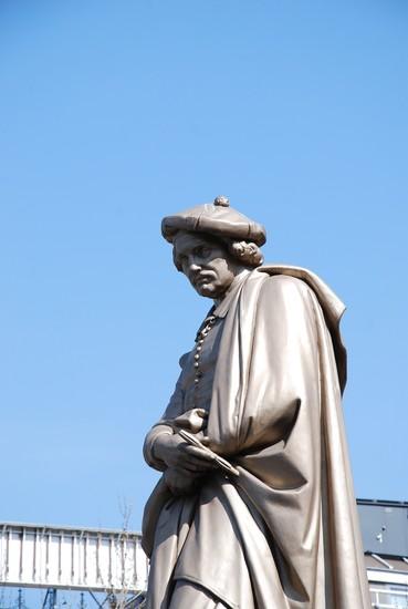 Rembrandt Statue