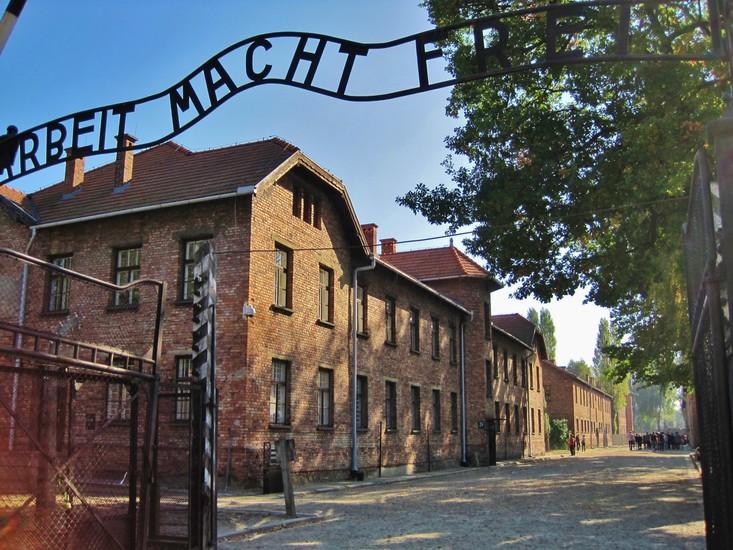 Auschwitz/Oświęcim | Visiting the Auschwitz-Birkenau Concentration Camp from Kraków