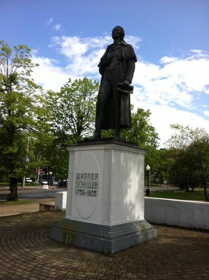 Frederich Schiller monument