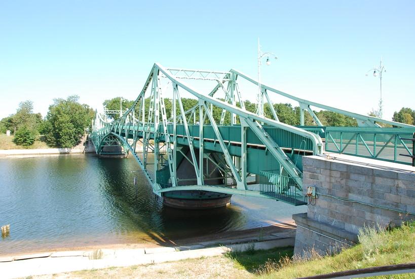 Oskars Kalpaks Bridge