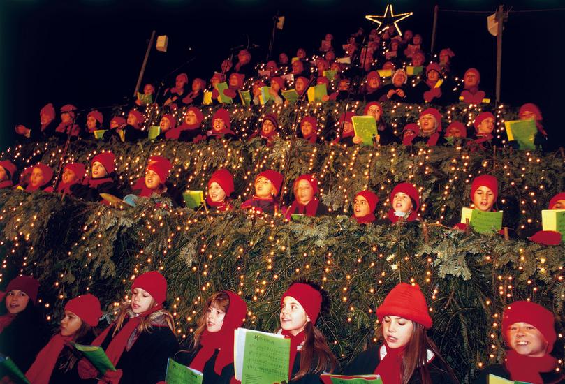 Singing Christmas Tree