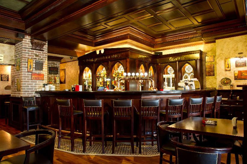 The Harp Irish Pub & Restaurant