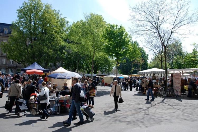 Flea Market Bürkliplatz