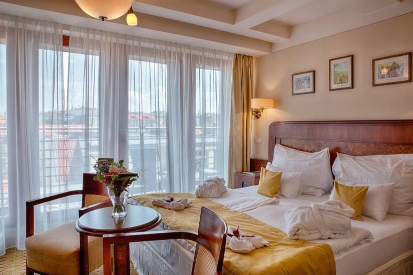 Best Western Premier Hotel Majestic Plaza