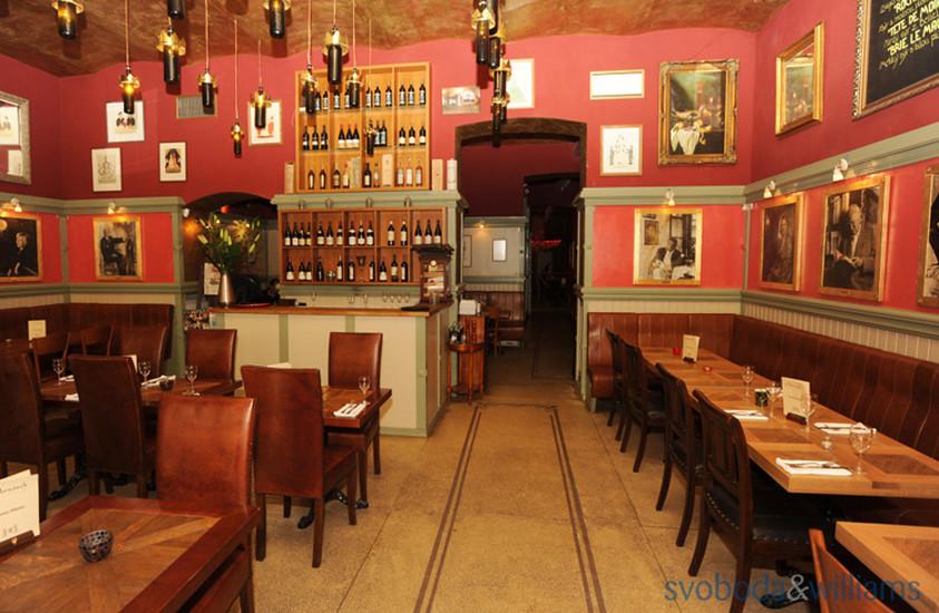 Club Monarch