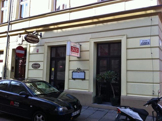 Zazie Bistro