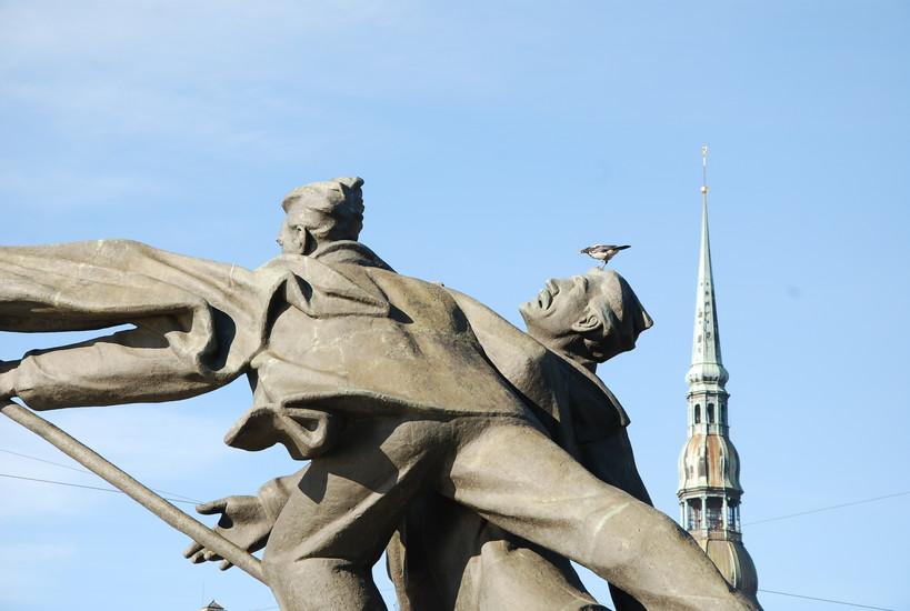 1905 Bloody Sunday Monument