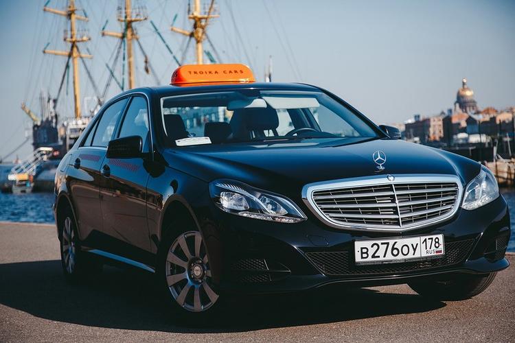 Troika  Cars Taxi