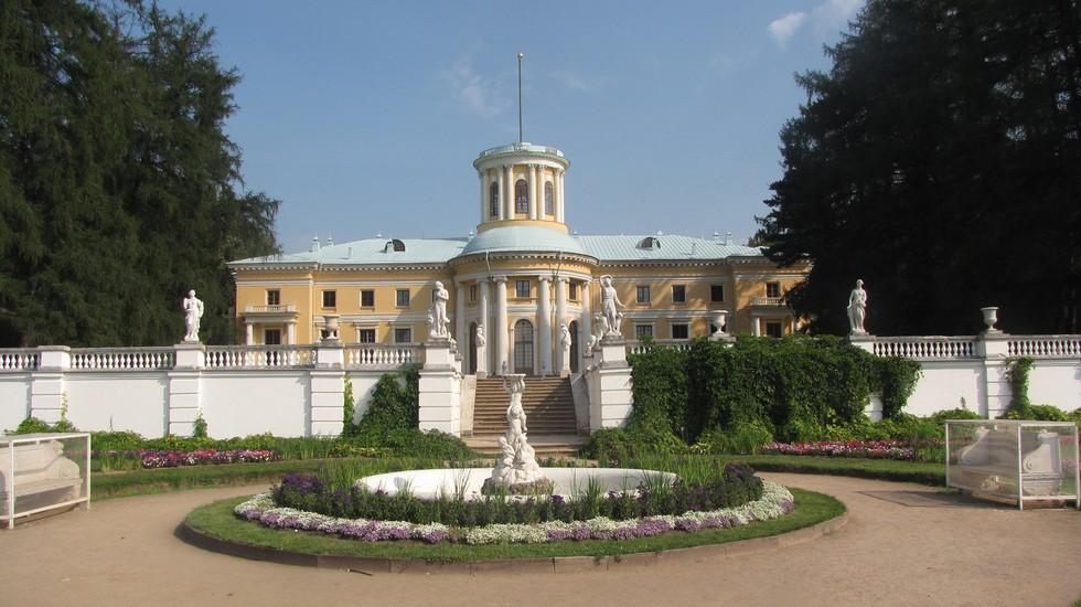 Архангельское