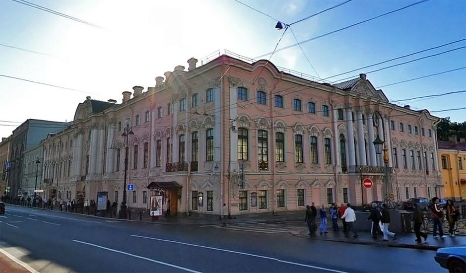 Строгановский дворец