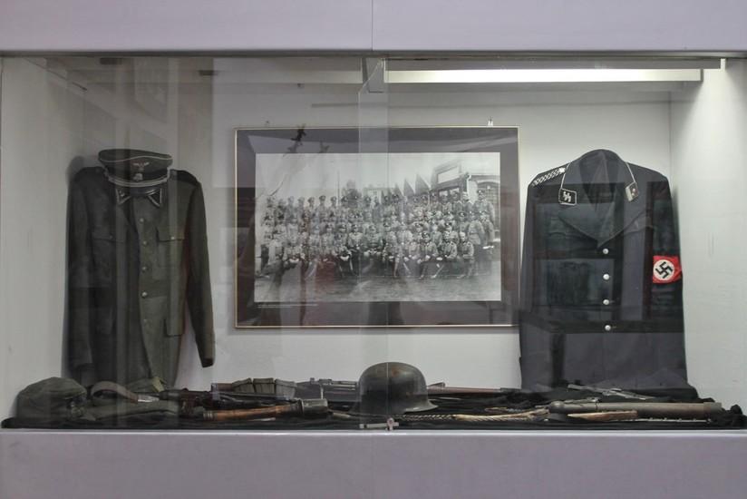 Gallery image