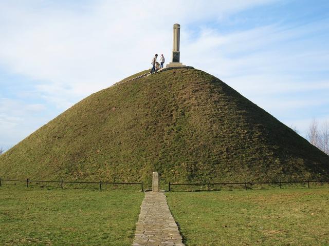 Grunwaldzki Mound