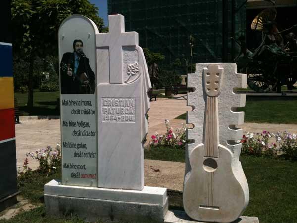 Kilometre 0 & Cristian Paturca