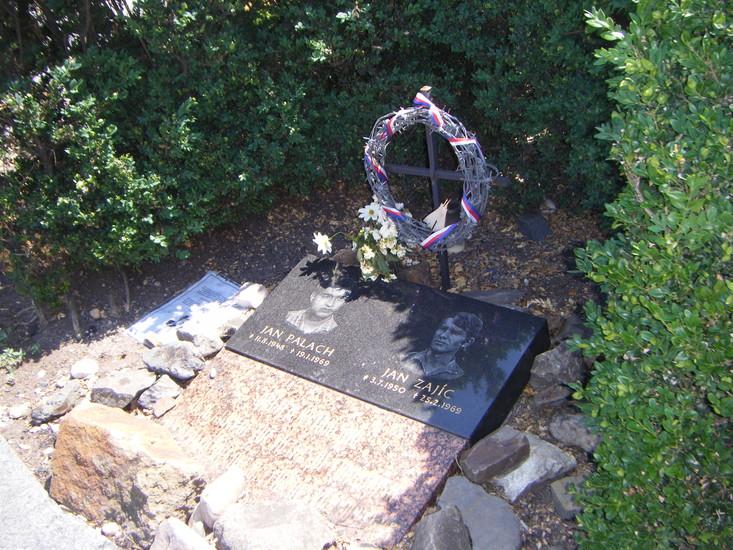 Memorial to Jan Palach and Jan Zajíc