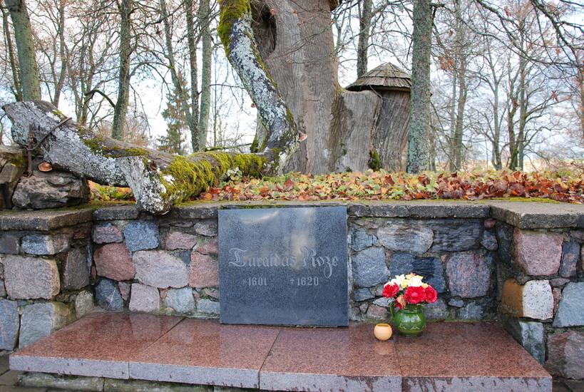 Turaida Rose's Grave