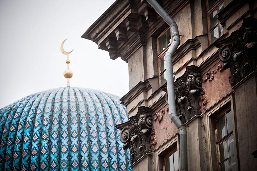 ​St. Petersburg - a melting pot of faiths!