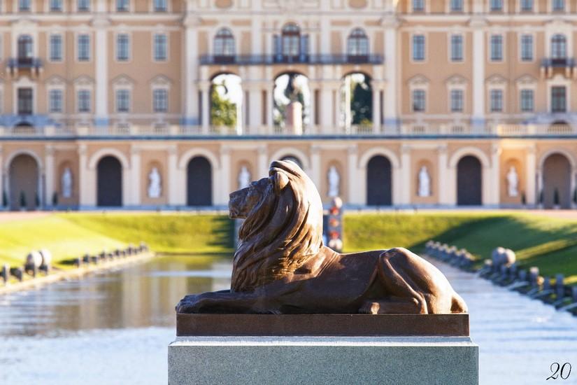 Константиновский дворец