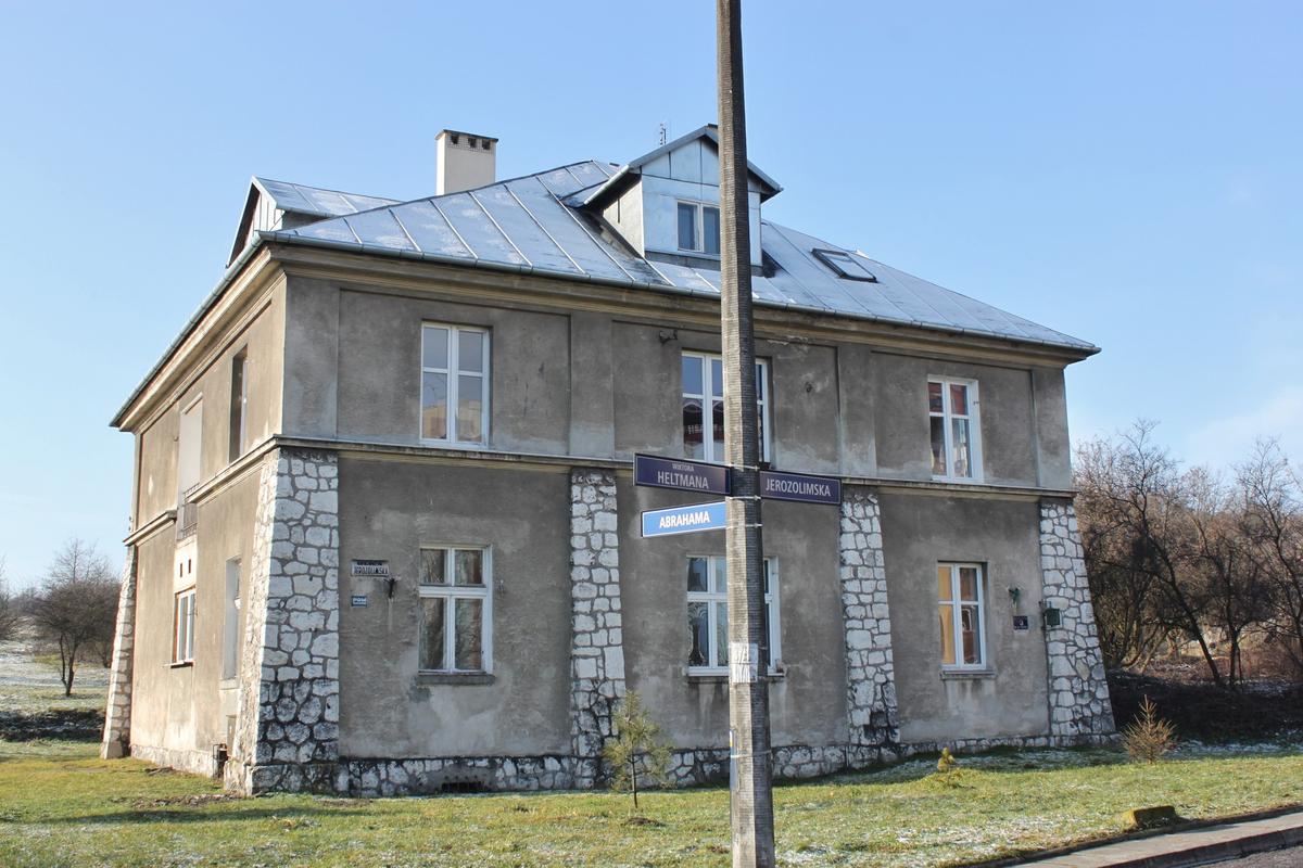 Gallery image