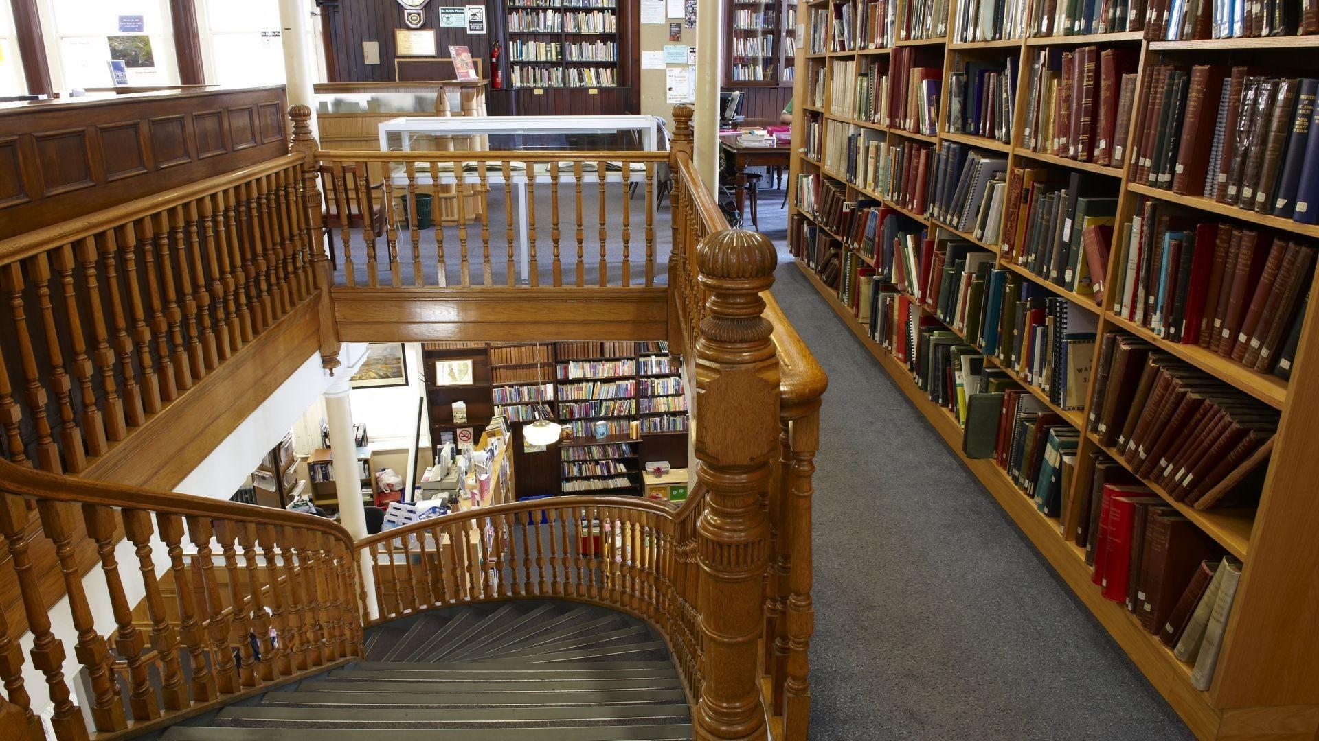 Linen Hall Library