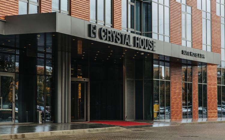 Crystal House Suite Hotel & Spa