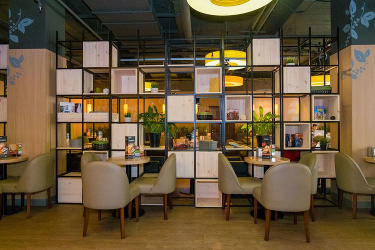 Зал ожидания на Ленинградском вокзале