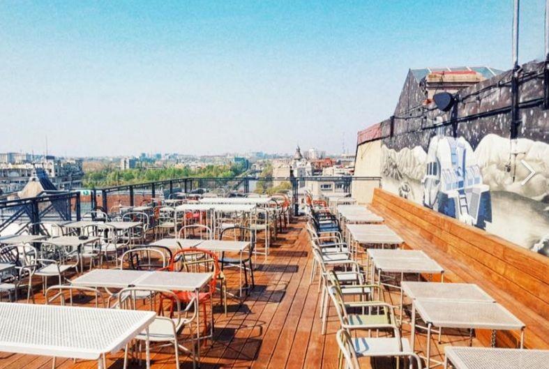 Linea / Closer to the Moon