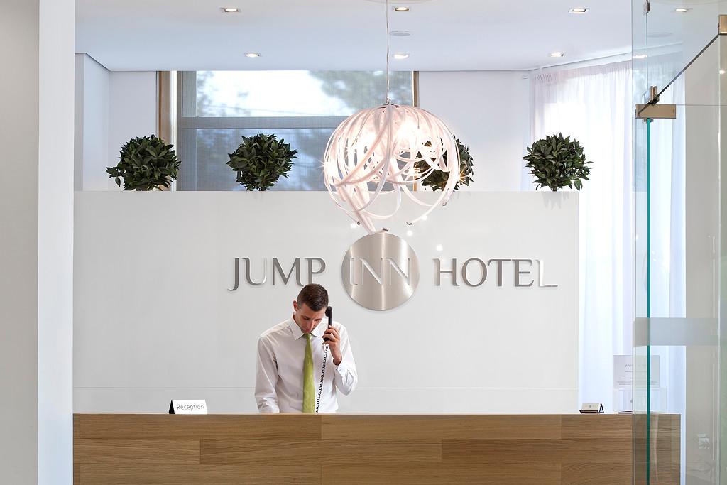 Jump Inn
