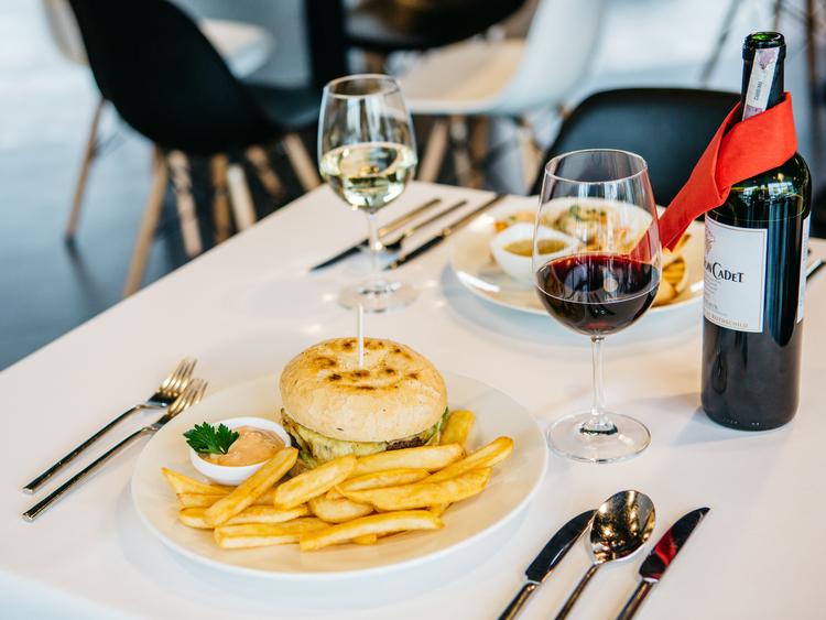 SmaQ Brasserie