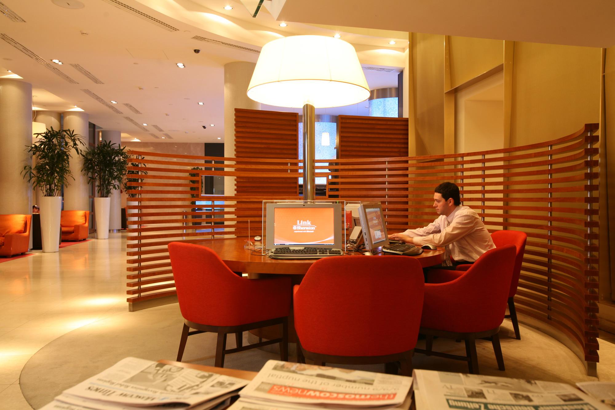 Отель Sheraton Palace Москва