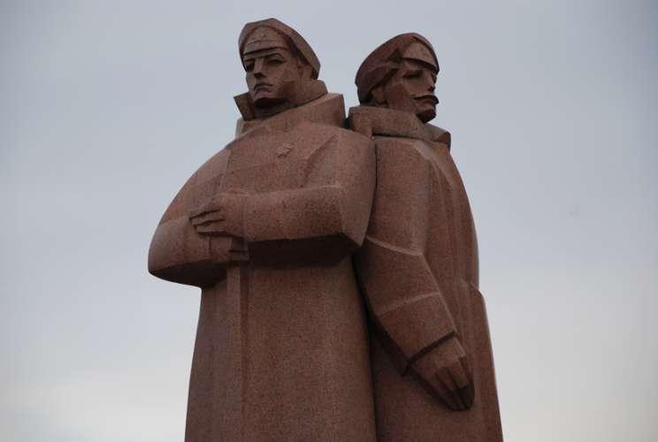 Latvian Riflemen Monument