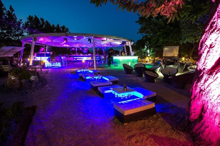 Ledana Lounge bar