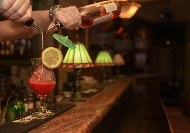 Cocktail Bar