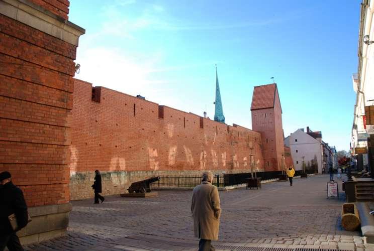 Old City Walls & Swedish Gate