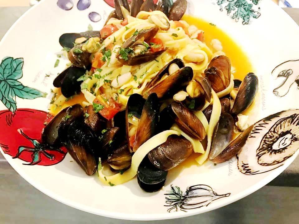 Pasta E Vino Petraglia
