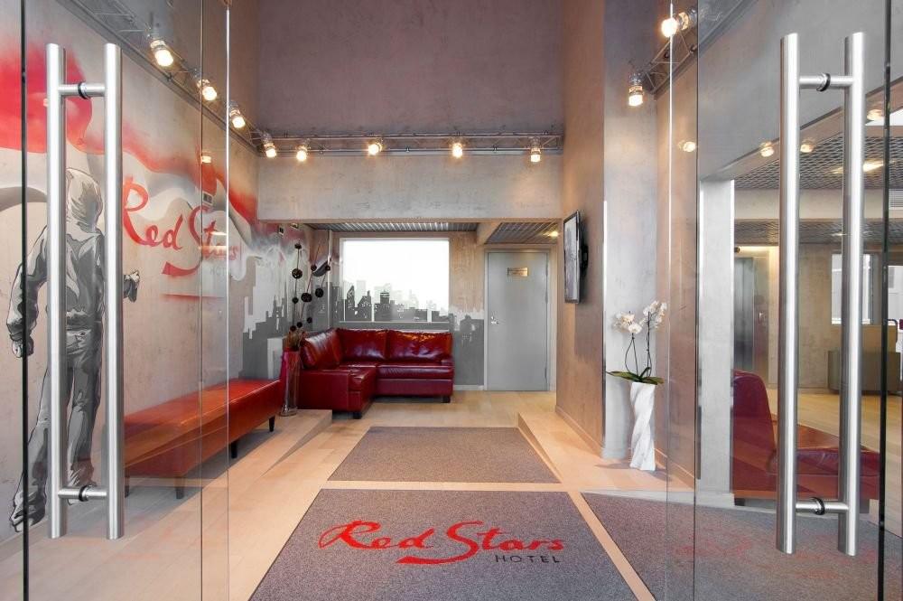Red Stars Hotel
