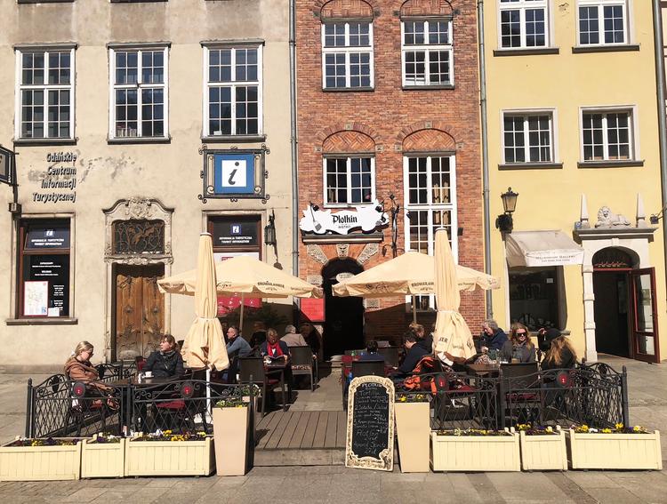 Plotkin Bistro