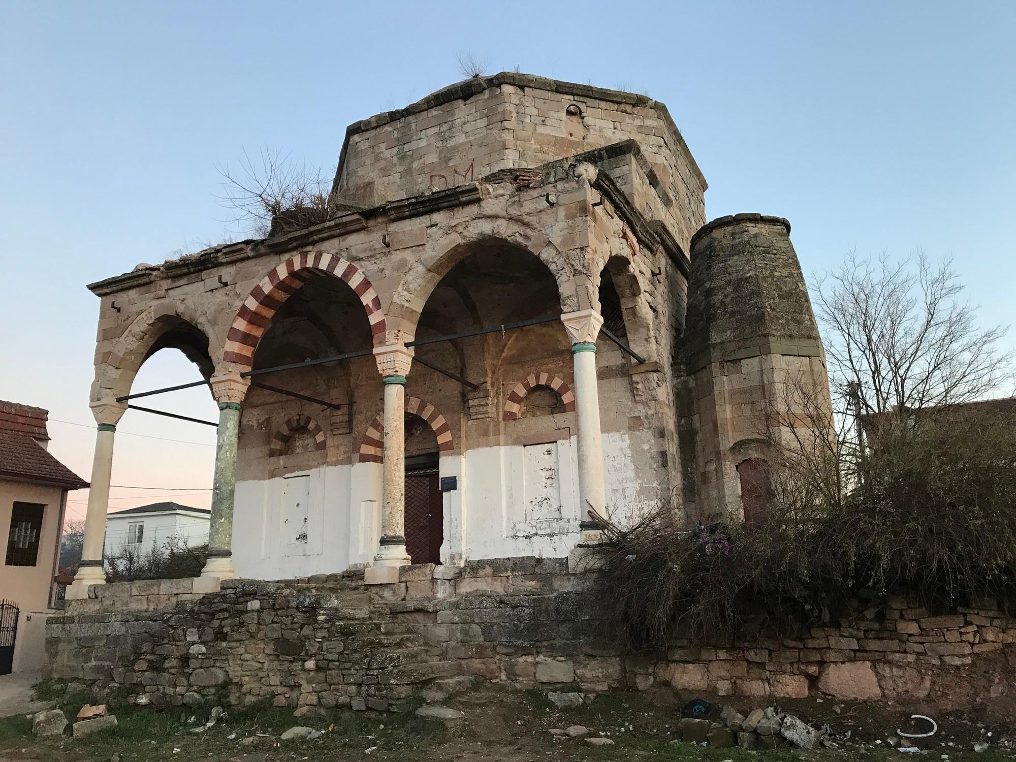 Husa Medin Pasha Mosque