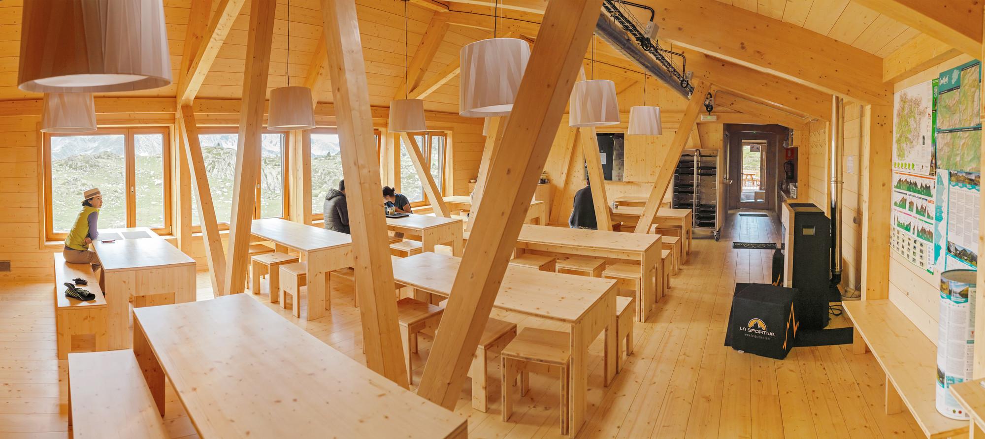 5 Mountain Huts to Visit