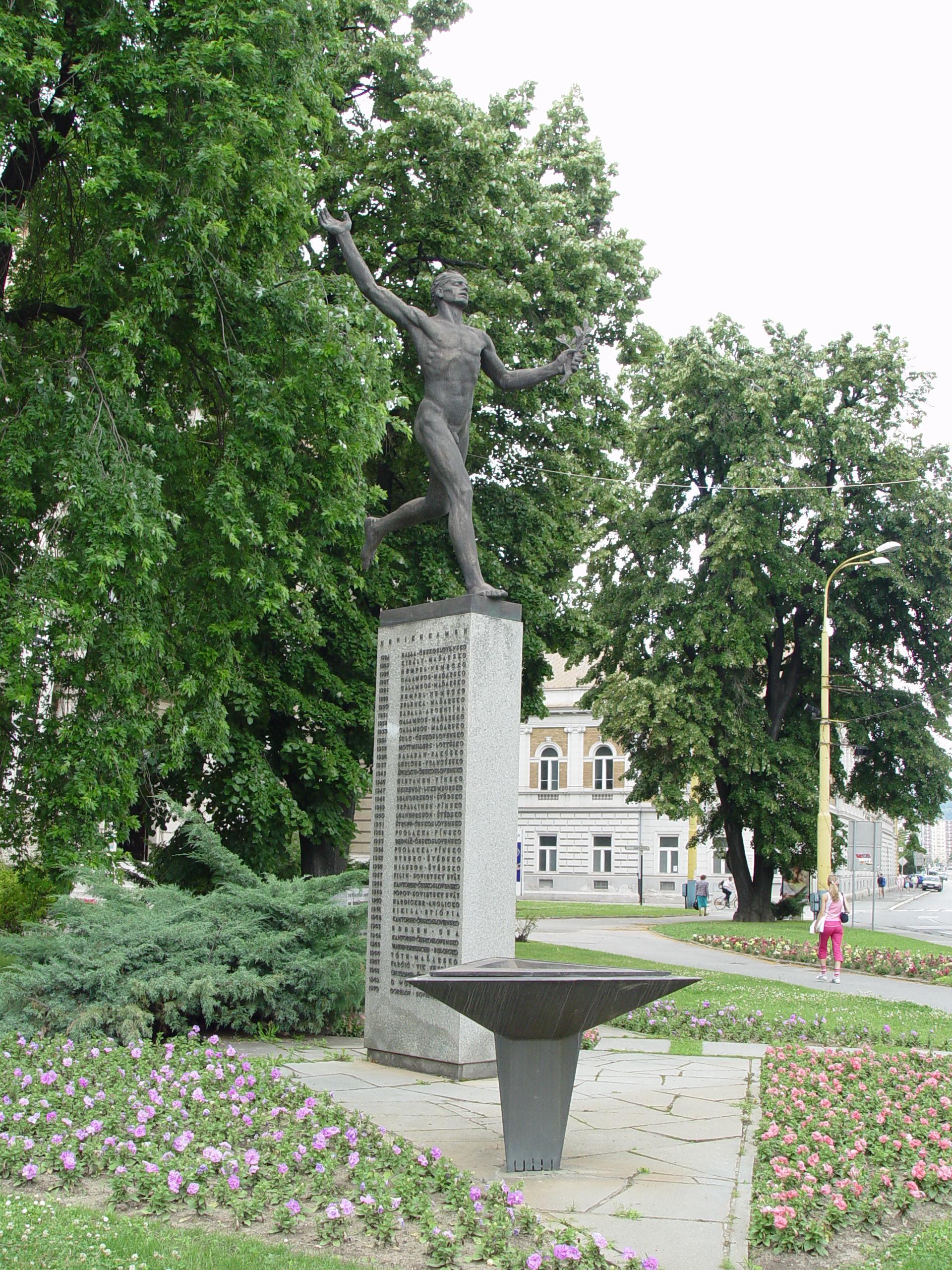 Statue of the Marathon Runner