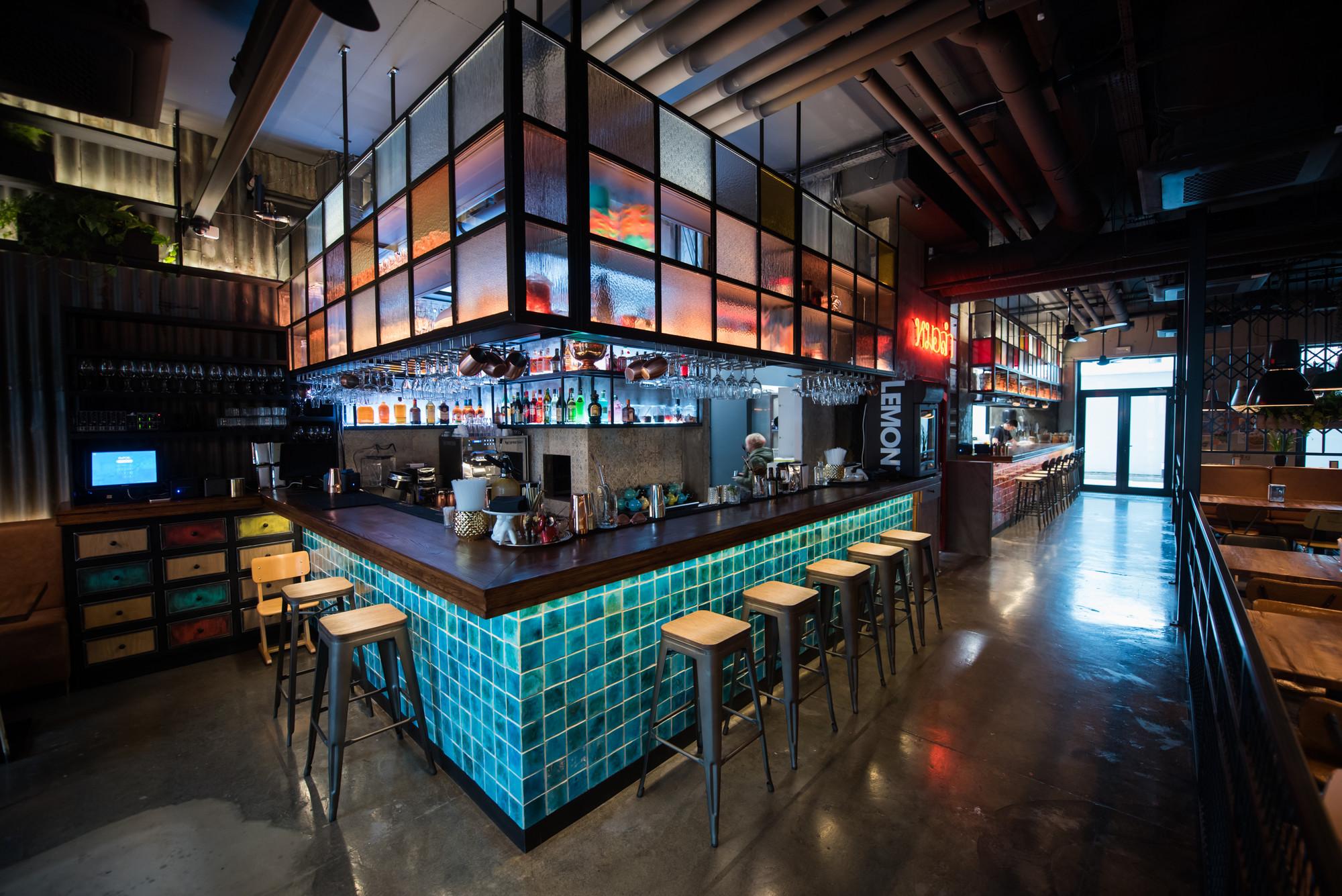 Molam Thai Canteen & Bar