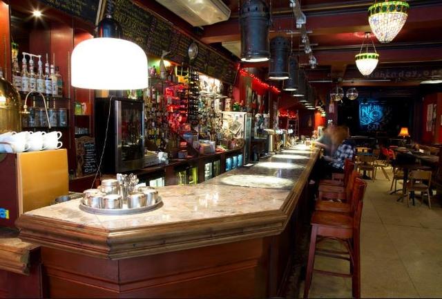 Night & Day Cafe