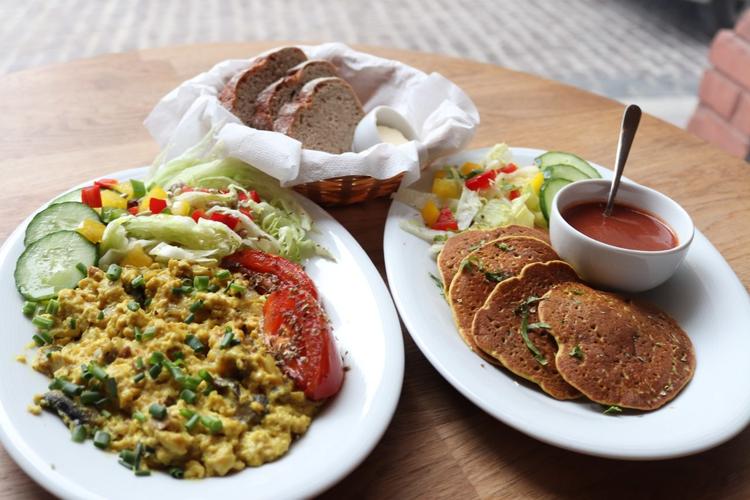Bhajan Cafe