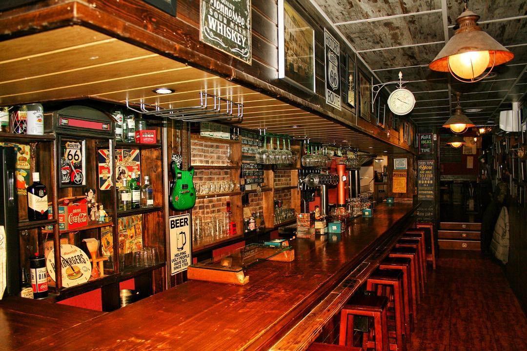 Fogg Bar Birras & Burgers