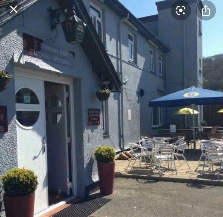 The Waverley Hotel