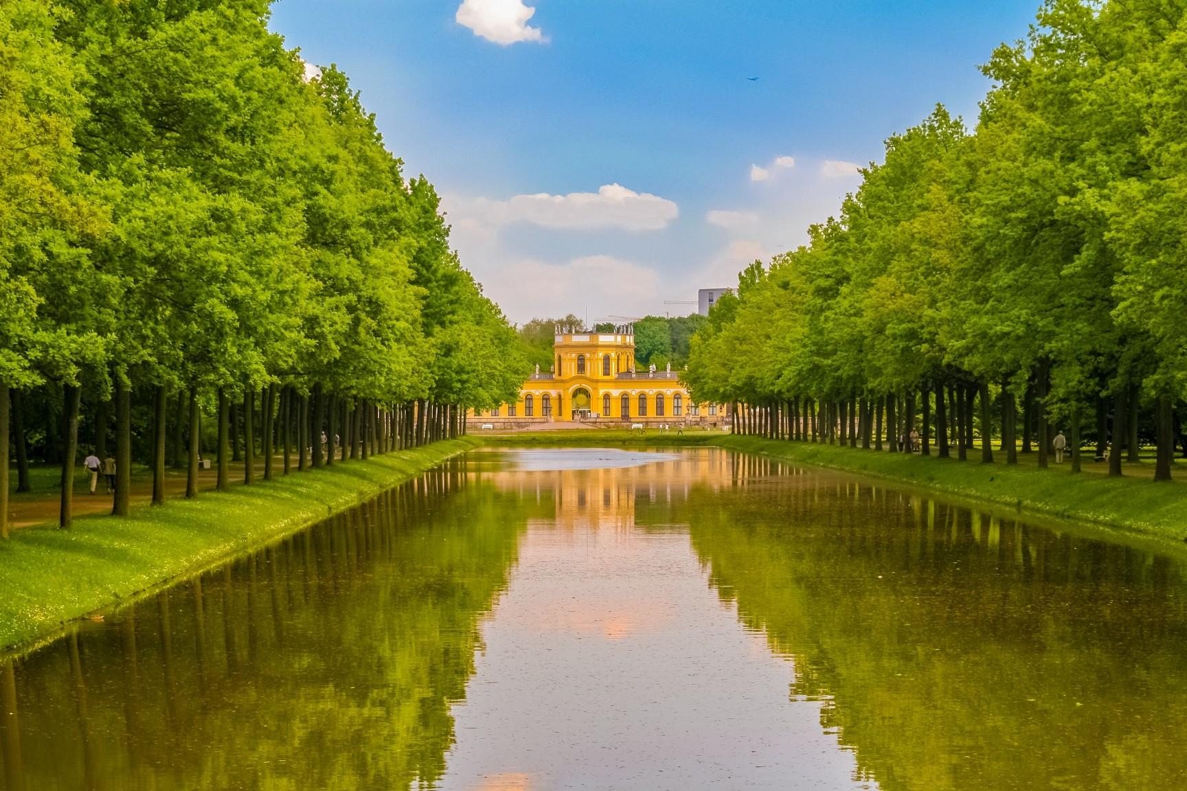 Karlsaue Park