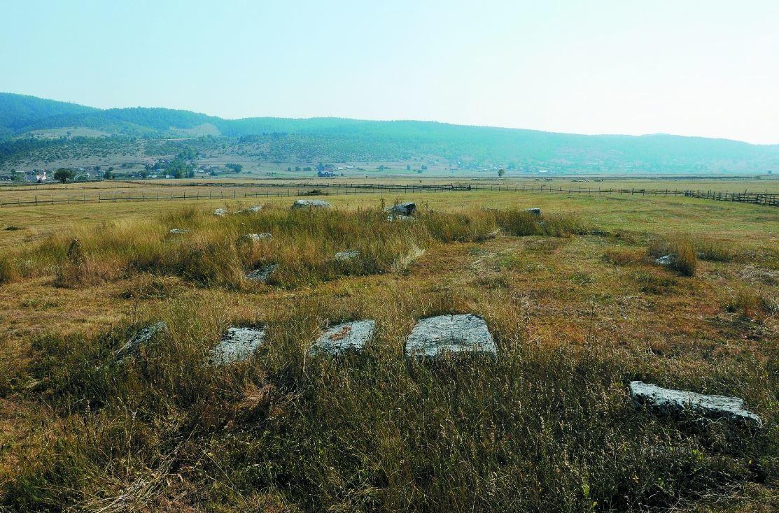 Luburica Polje Necropolis